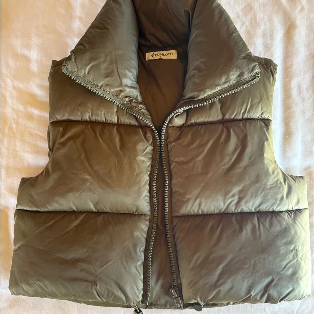 Army Green Puffer Vest for Women